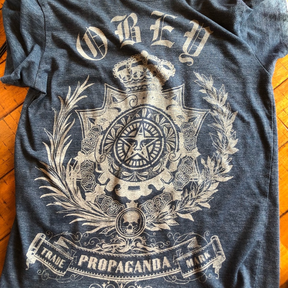 Obey T-shirt